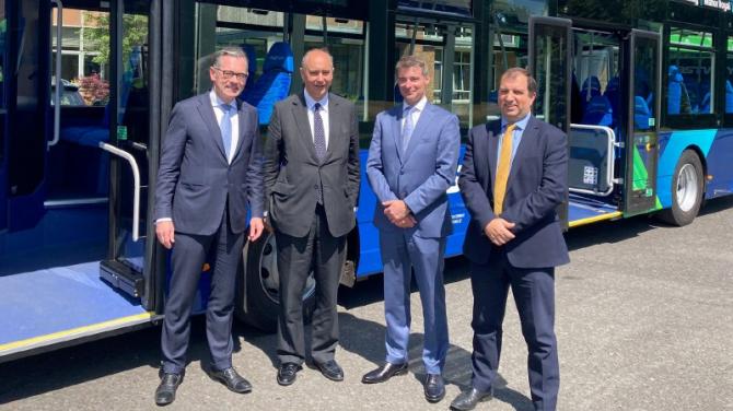 Wrightbus secures £50 million UKEF financing to turbocharge green exports